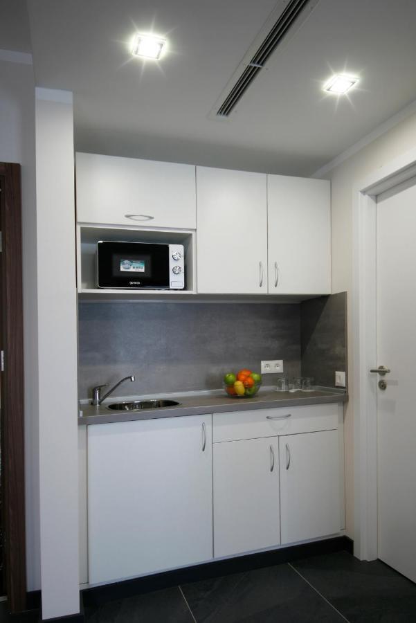 Hotel Vitosha Park - Free Indoor Pool & Parking