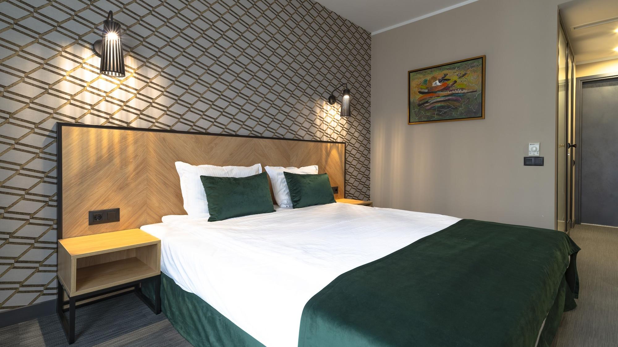Vitosha Park - Free Indoor Pool & Parking Hotel 4*