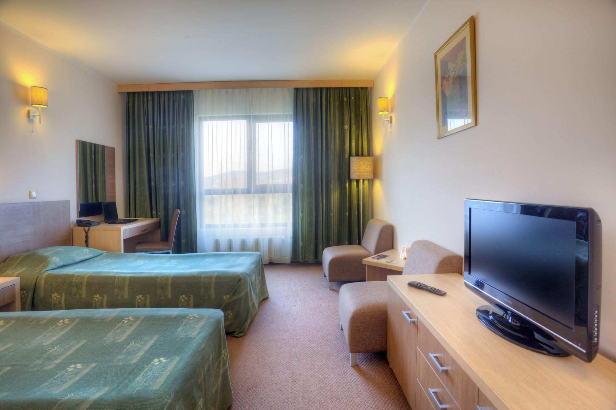 Vitosha Park - Free Indoor Pool & Parking 4* Sofia