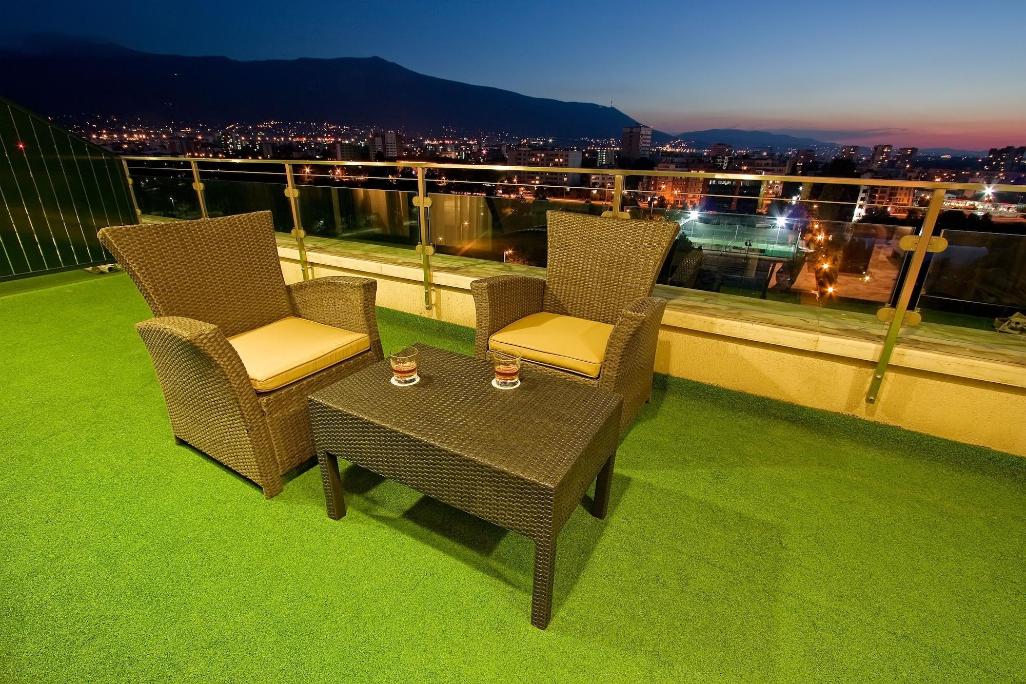Hotel Vitosha Park - Free Indoor Pool & Parking 4*