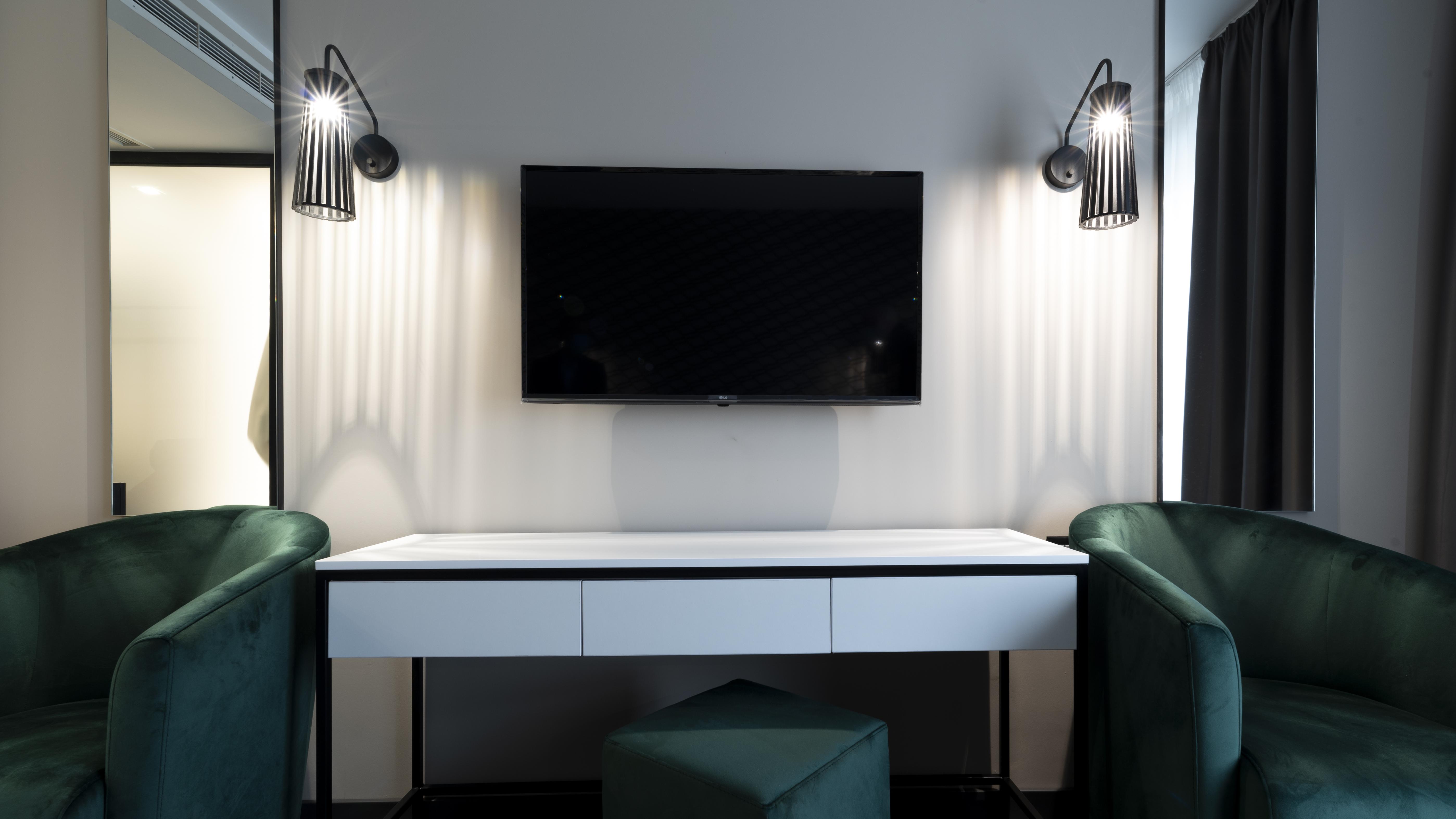 Vitosha Park - Free Indoor Pool & Parking Sofia