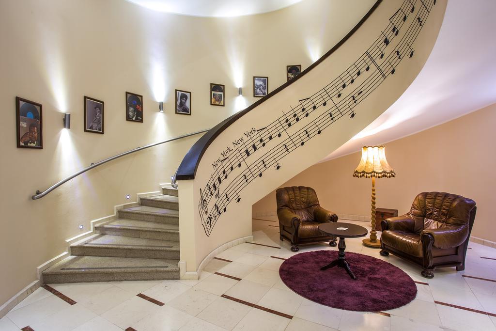 Vitosha Park - Free Indoor Pool & Parking 4* Sofia